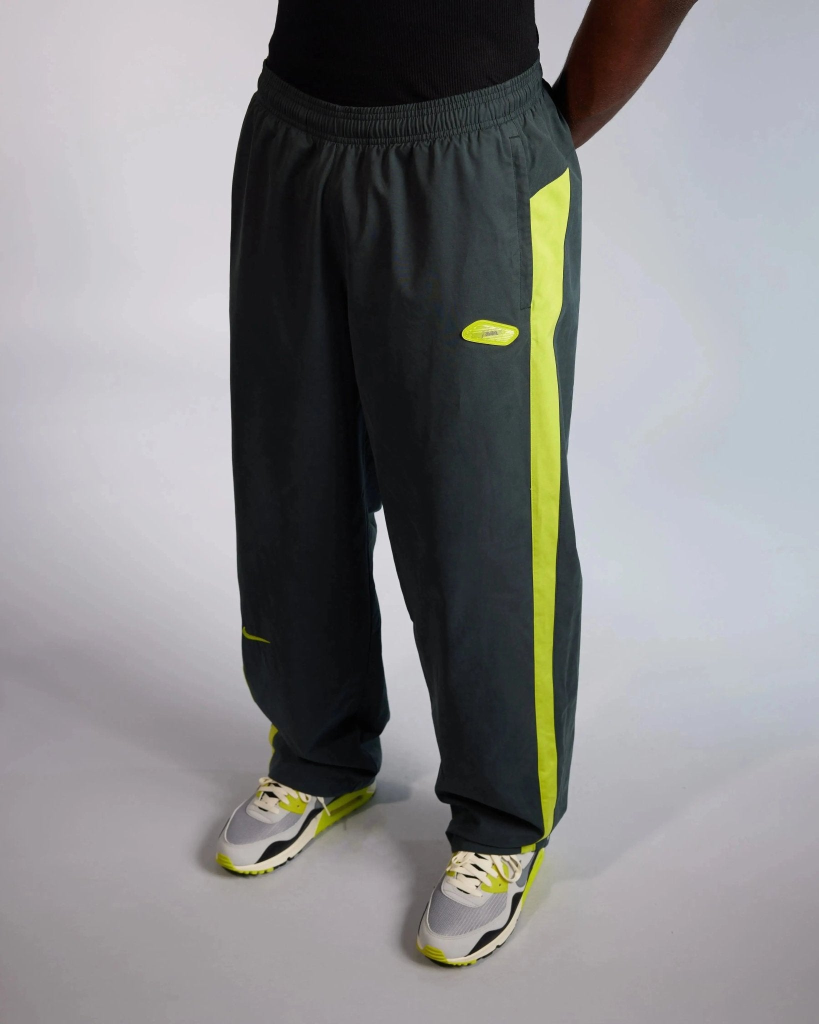 Patta x Nike NRG Track Pant (Black/Cyber) - Patta