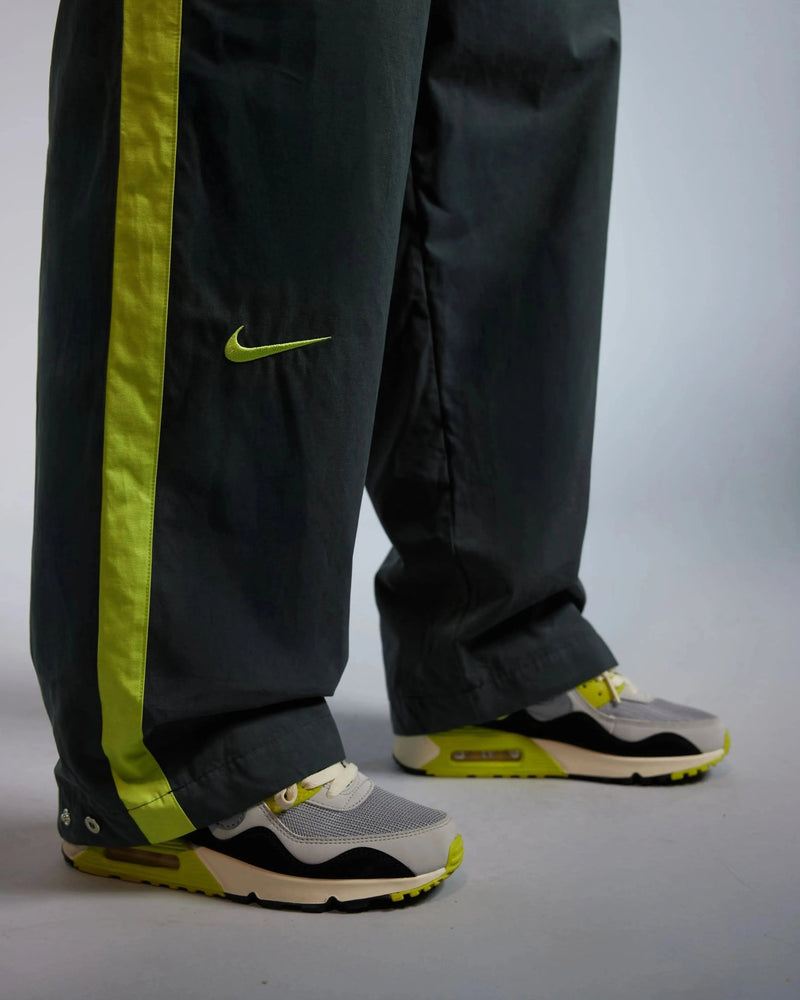 Patta x Nike NRG Track Pant (Black/Cyber) - Patta